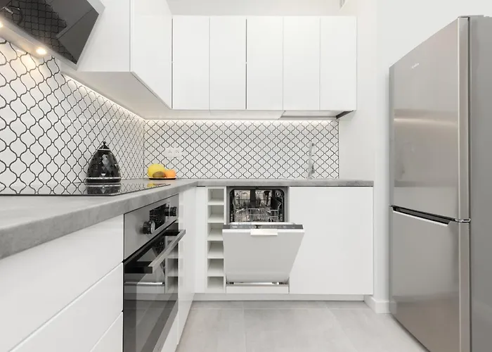 Apartamento With Balcony By The Park In By Renters Prestige Łódź